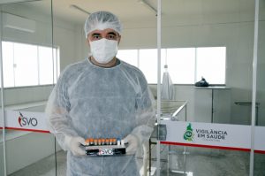 Dr.-Arthur-Alves-Coordenador-TC3A9cnico-do-Sistema-de-VigilC3A2ncia-de-C393bito-Nielcem-Fernandes-6-300x199