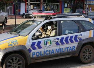 PM orienta beneficiários do auxílio emergencial sobre cuidados no saque do dinheiro, em virtude da pandemia de Covid-19