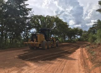 Governo realiza serviços de tapa-buracos de rodovias no entorno da Capital
