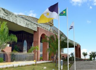 Governo do Tocantins paga salários dos servidores nesta sexta-feira, Dia do Trabalhador