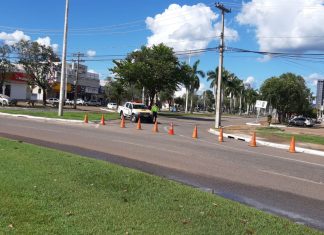 Para conter aglomerações, Avenida JK é interditada pelos agentes de Trânsito e Transporte da Sesmu