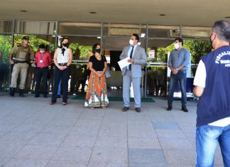 Ação educativa do Governo de prevenção à Covid-19 visitou restaurantes de Palmas