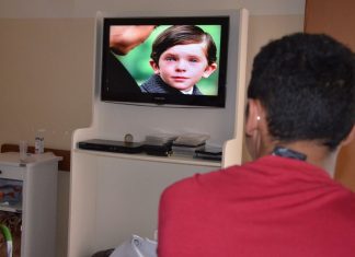 Cinema no AP busca minimizar rotina de pacientes internados no Hospital Geral de Palmas