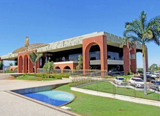 Governador Carlesse assina Medida Provisória que aprimora pagamentos de impostos com dação de imóveis urbanos e rurais