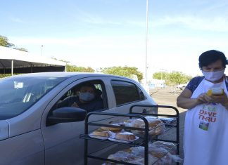 Feira da 304 Sul inicia comercialização de produtos na modalidade drive-thru