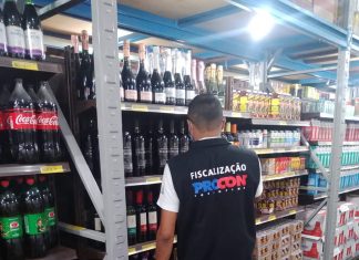 Procon Tocantins realiza operação “CDC na Prática” e apreende mais de 2.100 produtos vencidos