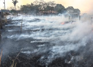 Militares e brigadistas vão a Taquaruçu para 18º dia de combate aos incêndios florestais