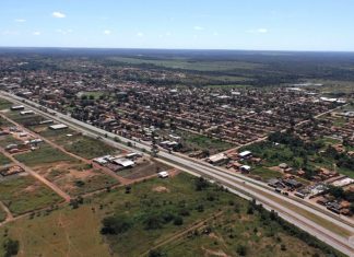 Suspeito de assalto morre em confronto com a PM após ser encontrado por cão farejador em matagal