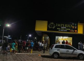 Polícia Civil autua proprietária de conveniência por perturbação e aglomeração de pessoas em Arapoema