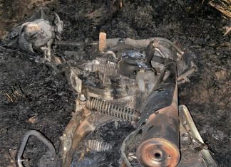 Augustinópolis: bombeiros militares combatem fogo em veículo na TO-404