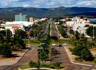 Homem morre após perder controle de motocicleta e cair em Palmas