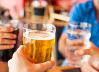 Justiça proíbe venda e consumo de bebidas alcoólicas durante eleições municipais em Palmas