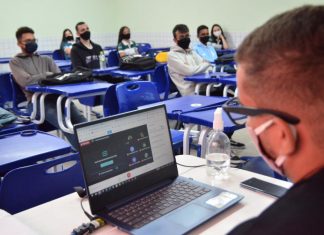 Prefeitura autoriza retorno de aulas presenciais e funcionamento de cinemas em Palmas
