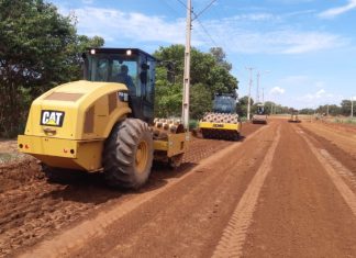 Trecho da Avenida LO-13 entre as Arsos 52 e 62 receberá asfalto