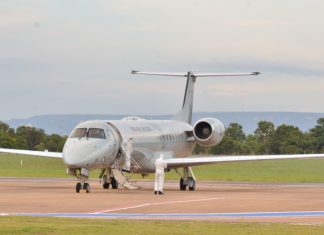 Governo do Tocantins presta assistência no pouso técnico, em Palmas, de avião que transportava pacientes com covid-19 oriundos de Manaus