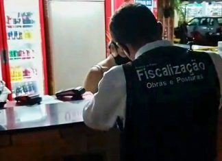 Donos de food trucks são notificados por deixar estruturas estacionadas em espaços públicos de Palmas