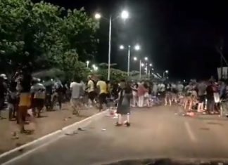 Forças de segurança flagram centenas de pessoas aglomeradas na praia da Graciosa; VÍDEO