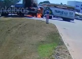 Vídeo mostra momento em que caminhões batem e pegam fogo em posto de combustíveis; uma pessoa morreu