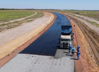 Rodovia que vai para o Jalapão começa a receber asfalto