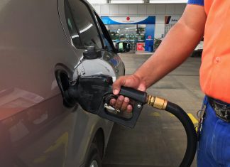 Gasolina volta a passar de R$ 6 em Palmas e pesquisa encontra preços idênticos em 30 postos