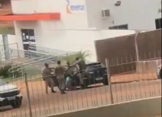 Vídeo mostra homem sendo agredido com socos e chutes na cabeça durante abordagem da Polícia Militar
