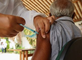 Tocantins espera receber mais de 50 mil doses de vacinas no fim de semana