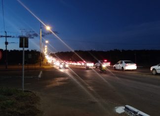 Acidente em cima de ponte causa congestionamento na região sul de Palmas