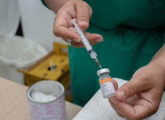 Palmas começa a vacinar moradores a partir dos 24 anos contra Covid nesta segunda (16); veja locais
