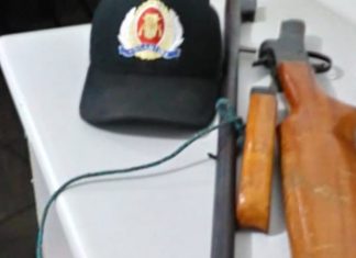 Homem é preso por dirigir embriagado com arma de fogo e agredir a companheira