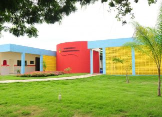 Estudantes de Palmas retornam às salas de aulas um ano e meio após início de pandemia