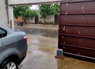 Chuva em meio ao tempo seco surpreende moradores e alivia calor na região norte do Tocantins