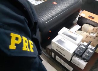 PRF apreende celulares e produtos de informática transportados sem nota fiscal de GO com destino ao PA