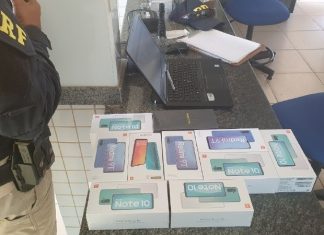 PRF apreende carga de celulares avaliada em R$ 17 mil