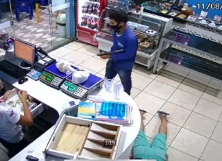 Vídeo mostra funcionária e cliente de sorveteria sendo rendidos por criminosos durante assalto em Gurupi
