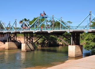 Criança desaparece ao tentar atravessar rio nadando em Ponte Alta do TO