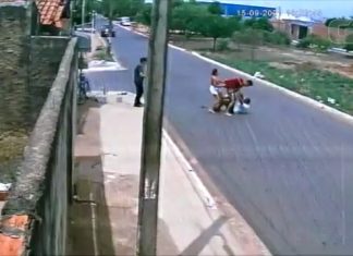 VÍDEO: Idoso com Alzheimer é agredido por jovem com socos no rosto em rua de Araguaína