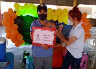 Cristalândia aplica dose de reforço contra Covid em doentes crônicos e idosos a partir dos 70 anos