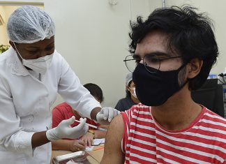 Palmas tem 34 pontos de vacinação contra Covid-19 nesta segunda-feira (6)
