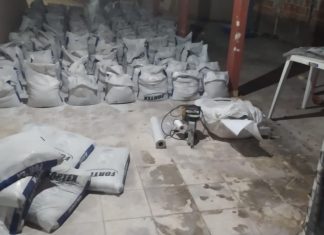 Polícia apreende 10 toneladas de sal mineral e descobre ‘laboratório’ usado para adulterar o produto