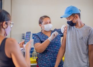 Gurupi começa a vacinar adolescentes com mais de 13 anos nesta semana; Veja cronograma