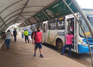 Estações têm movimentação normal após suspensão da greve dos motoristas de ônibus em Palmas