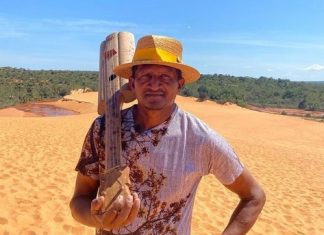 Artista do Jalapão, conhecido por fabricar e tocar viola de buriti, morre vítima da Covid