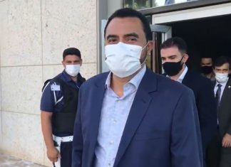Diário Oficial do Tocantins publica termo que coloca Wanderlei Barbosa no comando do governo
