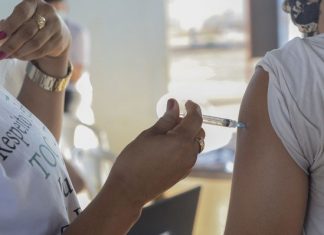 Vacinas contra a Covid são aplicadas em 25 postinhos de Palmas ao longo da semana; veja locais e horários