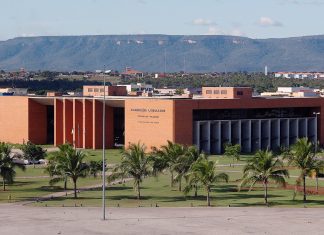 Assembleia Legislativa passa a exigir comprovante da 1ª dose da vacina contra Covid para entrada no prédio