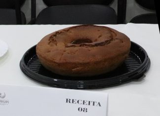Merendeiras que criaram bolo de casca de banana ficam em 1º lugar em concurso de Gurupi