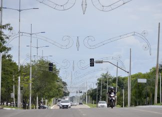 Luzes natalinas começam a ser ligadas nesta quinta-feira (25) em Palmas