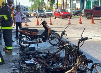 Motocicletas ficam destruídas após incêndio no centro de Paraíso do TO
