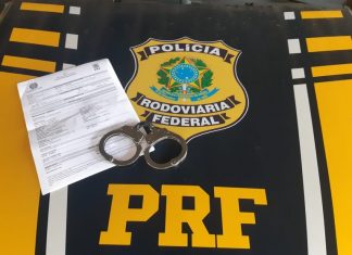 Suspeita de aplicar golpes financeiros é presa durante abordagem na BR-020, no Ceará