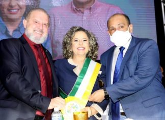 Justiça declara inelegibilidade de Mauro Carlesse e determina afastamento da prefeita de Gurupi, Josi Nunes